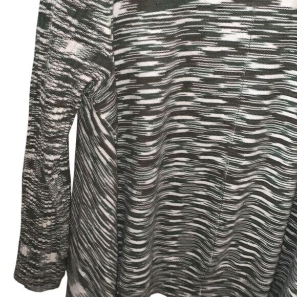 No Comment Plus 2X Green & White Striped Acrylic Tunic Sweater With Asymmetrical - Picture 6 of 9
